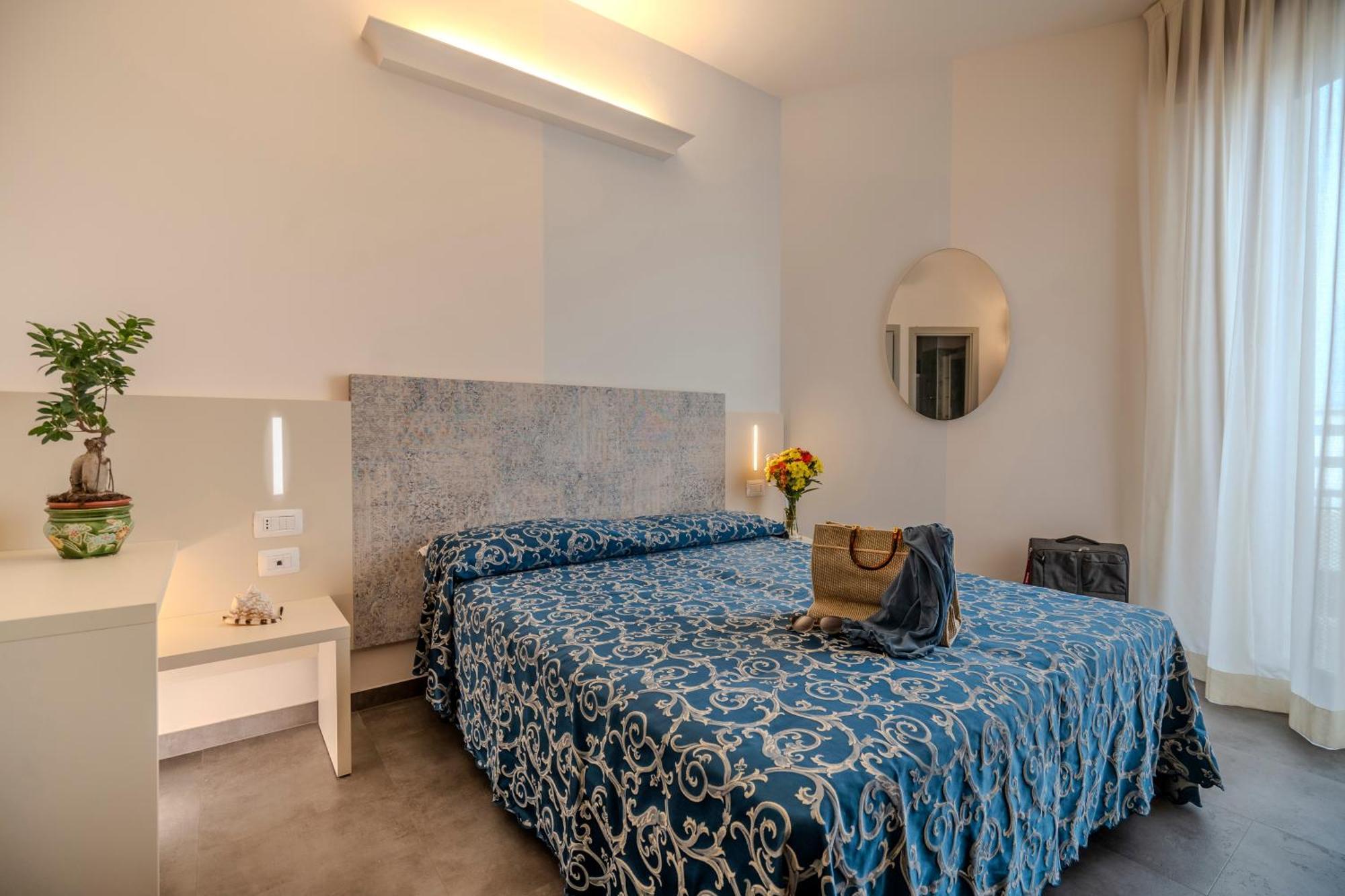Hotel 2000 Rimini Exterior photo
